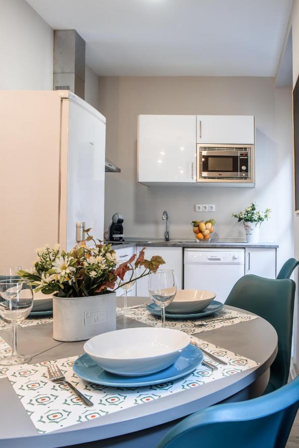 Apartamentos San Pedro Sevilla Eksteriør bilde